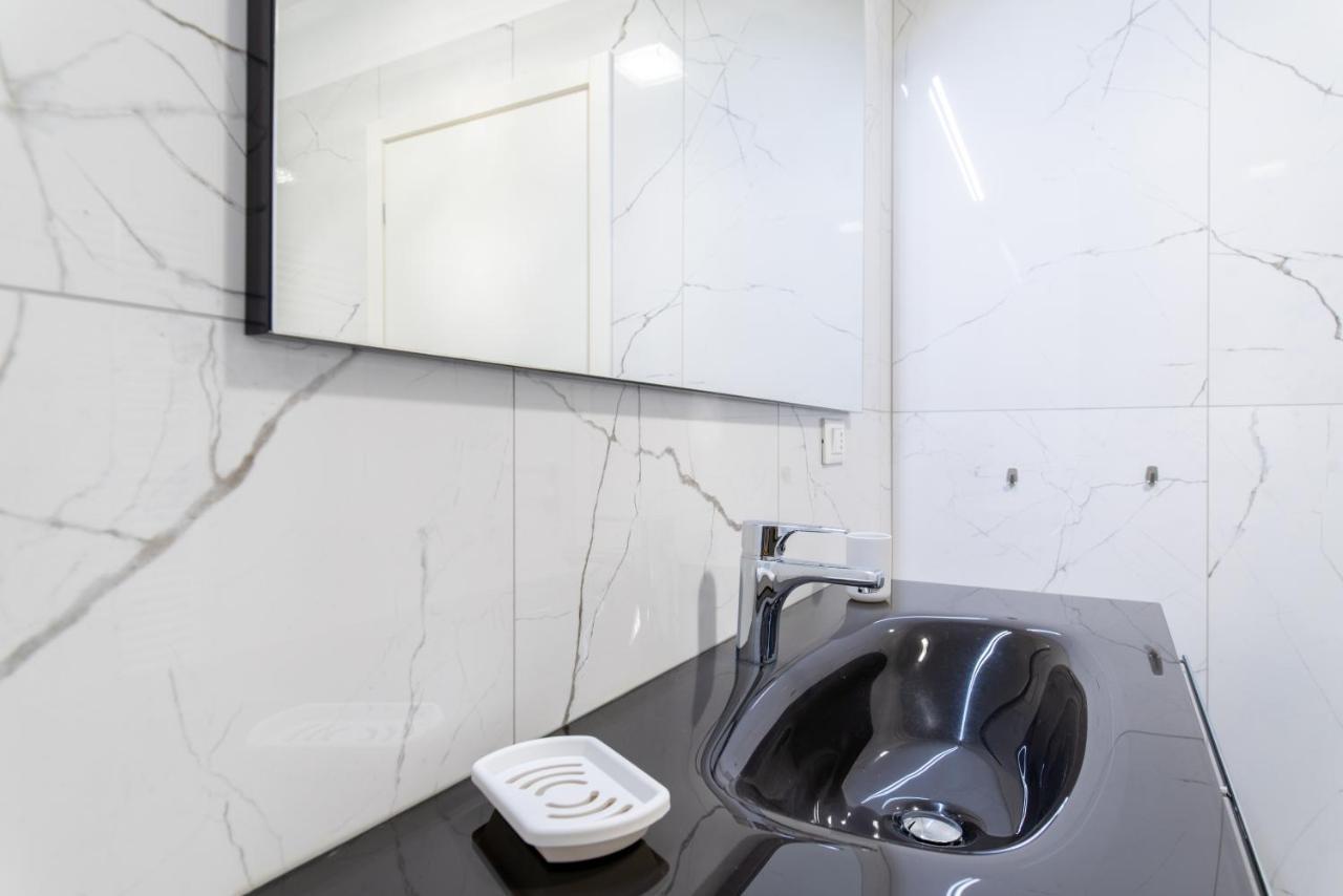 Royal Apartment Торино Екстериор снимка